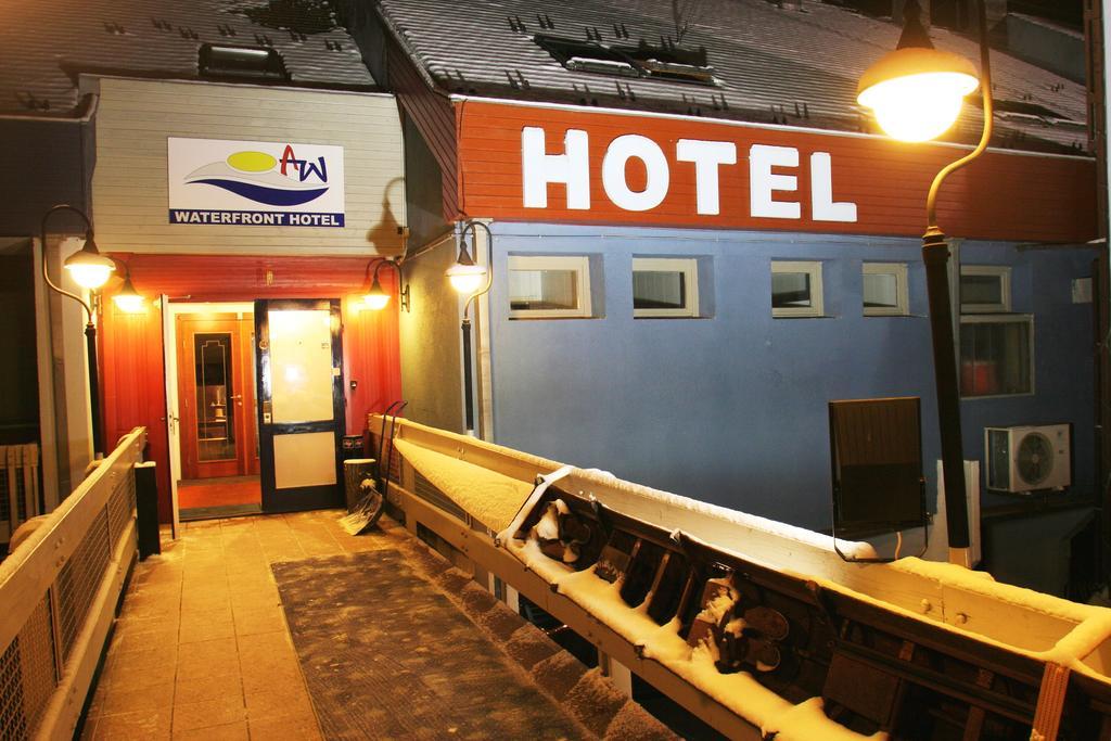 ホテルWaterfront センテンドレ エクステリア 写真